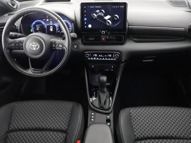 Toyota YARIS 1.5 Hybrid 130 Executive | JBL Audio | Head up Display | Stuur-/Stoelverwarming | Navigatie | Parkeersensoren voor & Achter
