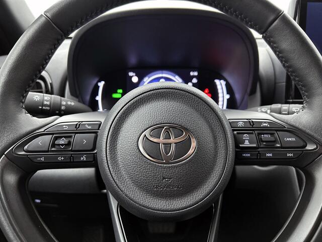 Toyota YARIS Cross 1.5 Hybrid 115 First Edition | NL dealeronderhouden | Toyota-paasweekend