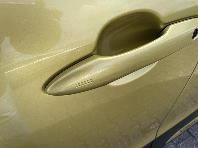 Toyota YARIS Cross 1.5 Hybrid Adventure Panoramadak All Season