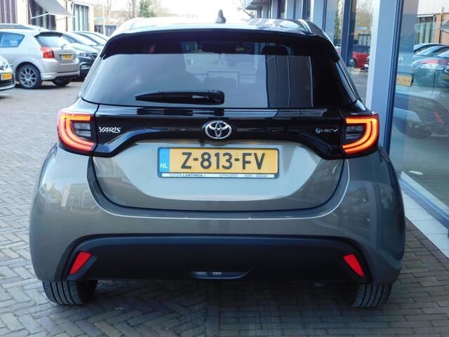 Toyota YARIS 1.5 Hybrid 115 First Edition