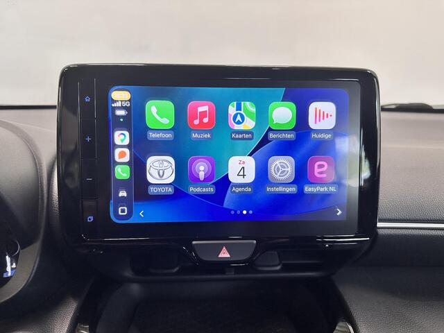 Toyota YARIS Cross 1.5 Hybrid Dynamic Navigatie Apple Carplay/Android Auto Camera Parkeersensoren achter Adaptive Cruise Control Full LED Lichtmetalen velgen Climate Control