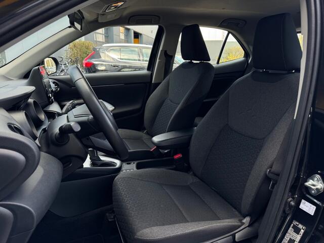 Toyota YARIS 1.5 Hybrid Dynamic - camera - trekhaak - climate control