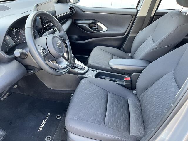 Toyota YARIS 1.5 Hybrid 115 Active Limited Parkeersensoren Stoel Stuur verwarming Carplay