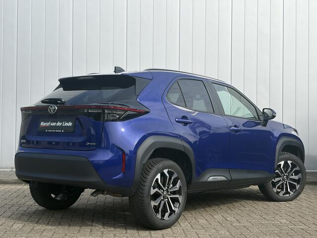 Toyota YARIS Cross 1.5 Hybrid 115 Dynamic Limited Parkeersensoren Stoel verwarming 4Season Carplay Keyless