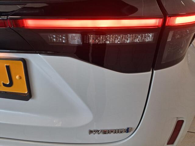Toyota YARIS Cross 1.5 Hybrid Adventure | HUD | JBL | PDC | NAVI 2e Paasdag Open van 11 tot 16 uur