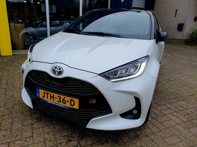 Toyota YARIS 1.5 Hybrid GR Sport All-in prijs!