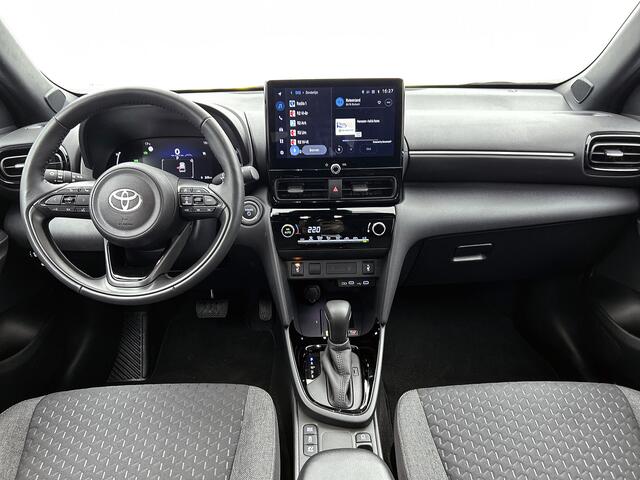 Toyota YARIS Cross 1.5 Hybrid 115 First Edition Limited + | BSM | PDC rondom | Keyless | Onderweg-naar-dealer