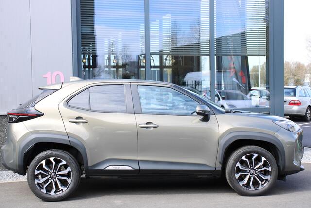 Toyota YARIS Cross 1.5 Hybrid Dynamic 39DKM, CARPLAY, STOELVERWARMING, CAMERA