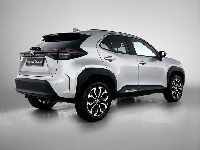 Toyota YARIS Cross 1.5 Hybrid 115 First Edition Limited | PDC | Stoel en stuurverwarming |