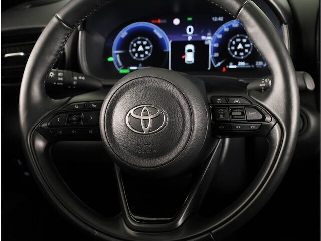 Toyota YARIS 1.5 Hybrid 130 Executive | PDC | Stuur-Stoelverwarming | NL-Auto |