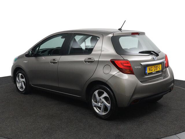 Toyota YARIS 1.5 Hybrid Trend | Navigatie | Cruise Control | Achteruitrijcamera | Lichtmetalen Velgen |