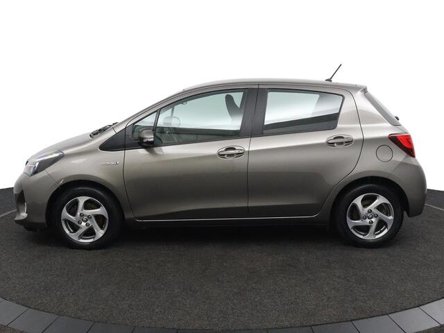 Toyota YARIS 1.5 Hybrid Trend | Navigatie | Cruise Control | Achteruitrijcamera | Lichtmetalen Velgen |