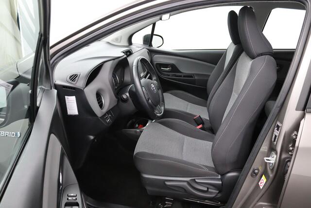 Toyota YARIS 1.5 Hybrid Trend | Navigatie | Cruise Control | Achteruitrijcamera | Lichtmetalen Velgen |