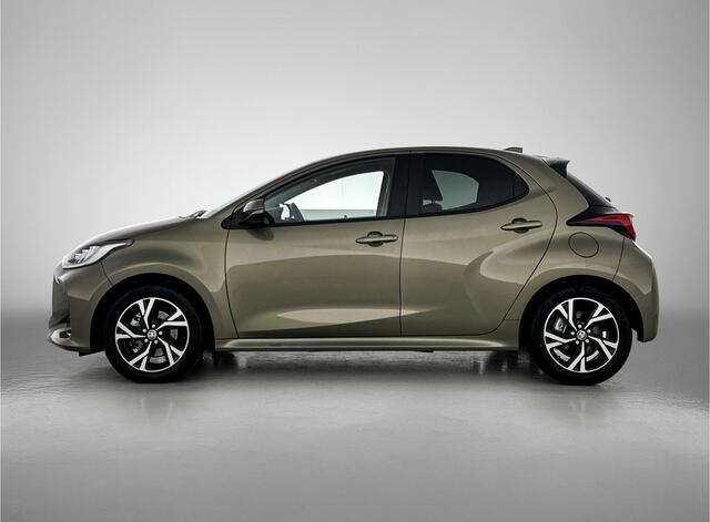 Toyota YARIS 1.5 Hybrid 115 First Edition