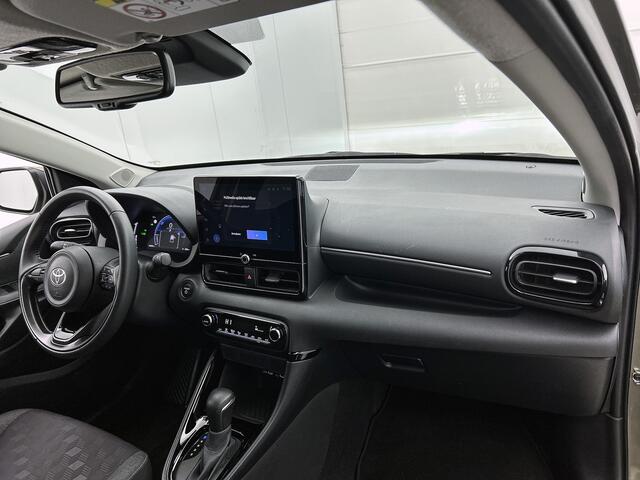 Toyota YARIS 1.5 Hybrid 115 First Edition