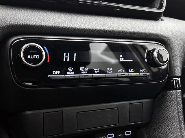 Toyota YARIS 1.5 Hybrid 115 First Edition