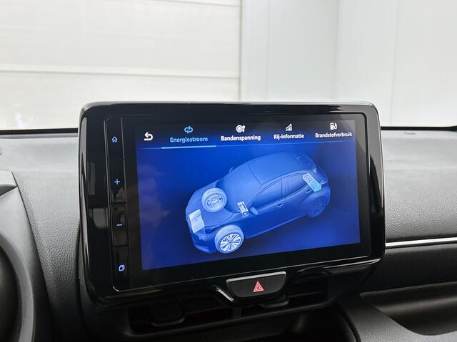 Toyota YARIS 1.5 Hybrid Executive | Navigatie | HUD | Leer | Stoel en Stuurverwaming |