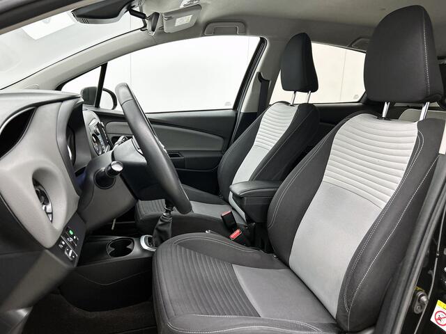 Toyota YARIS 1.5 VVT-i Active | Navigatie | Lichtmetalen velgen |