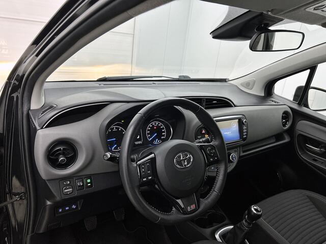 Toyota YARIS 1.5 VVT-i Active | Navigatie | Lichtmetalen velgen |