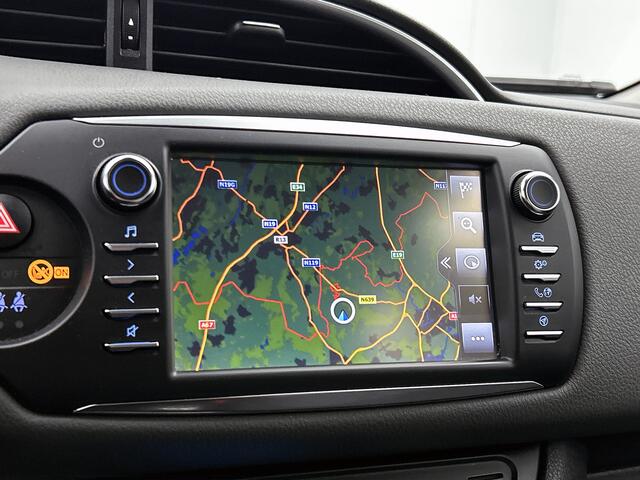 Toyota YARIS 1.5 VVT-i Active | Navigatie | Lichtmetalen velgen |