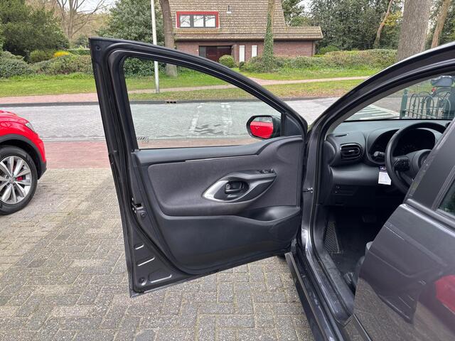 Toyota YARIS 1.5 Hybrid Active