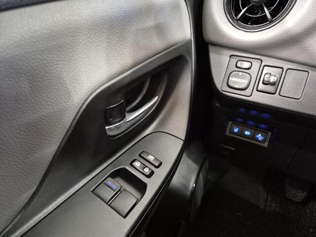 Toyota YARIS 1.0 VVT-i Connect, 1e Eig! Camera! Navigatie! Lm Velgen! VERWACHT!!