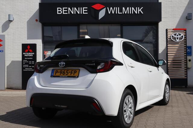 Toyota YARIS 1.5 Hybrid Comfort | All Seasons