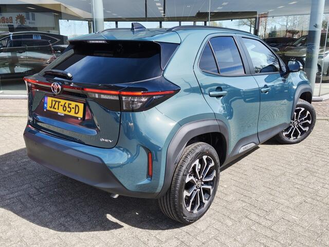 Toyota YARIS Cross 1.5 Hybrid 130 Dynamic | Comfort Pack | Sensoren v/a | Stoelverw