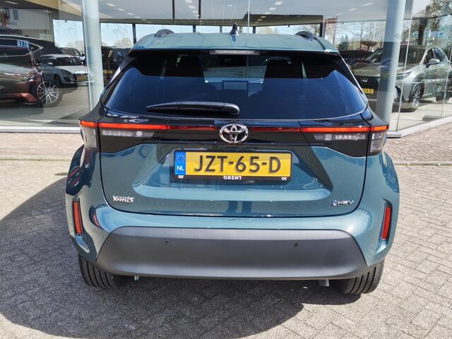 Toyota YARIS Cross 1.5 Hybrid 130 Dynamic | Comfort Pack | Sensoren v/a | Stoelverw