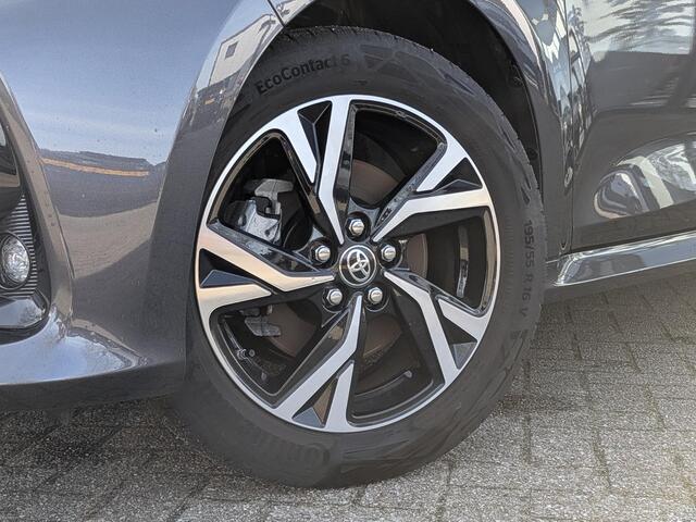 Toyota YARIS 1.5 Hybrid 115 First Edition | Stoel- stuurverwarming | ACC | Climate control | Led | Camera | Keyless
