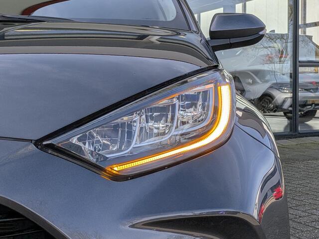 Toyota YARIS 1.5 Hybrid 115 First Edition | Stoel- stuurverwarming | ACC | Climate control | Led | Camera | Keyless