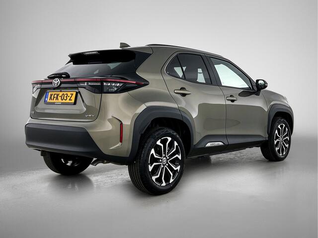 Toyota YARIS Cross 1.5 Hybrid 115 First Edition | BTW Voertuig | Stoel en stuurwielverwarming | Onderweg-naar-dealer