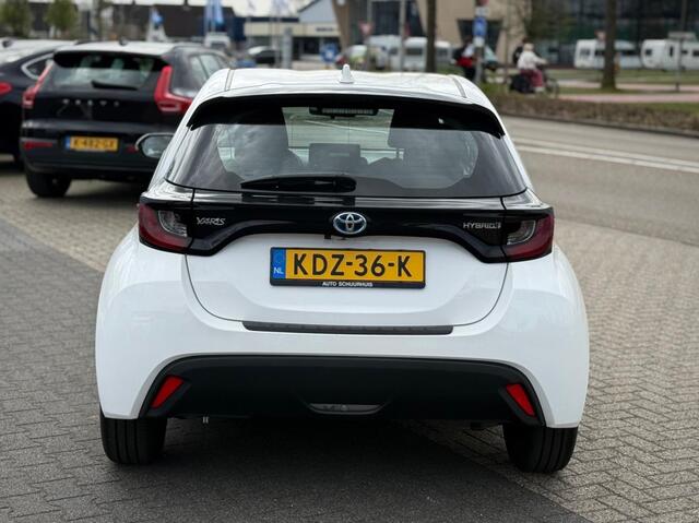 Toyota YARIS 1.5 HYBRID CAMERA NAVI