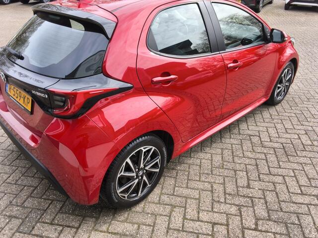 Toyota YARIS 1.5 Hyb. Dynamic | Apple Carplay & Android Auto | Parkeercamera