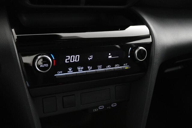 Toyota YARIS Cross 1.5 Hybrid 115 | Airco | Adaptive cruise control | Parkeercamera | Apple carplay - Android auto |