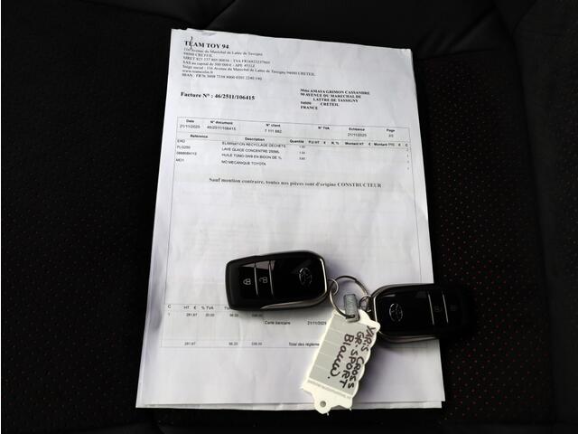 Toyota YARIS Cross 1.5 Hyb 130 GR SPORT | Head Up | Leder/Alcantara | Dodehoek