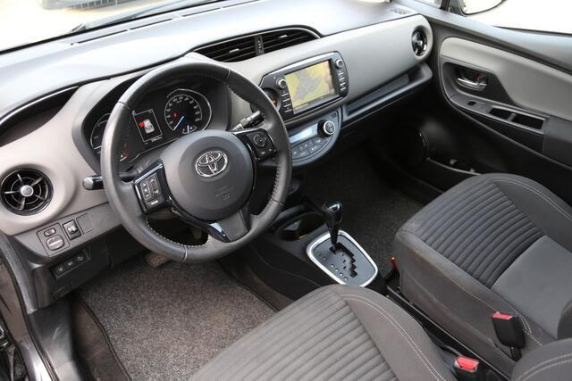 Toyota YARIS 1.5 Hybrid Active Navi Camera