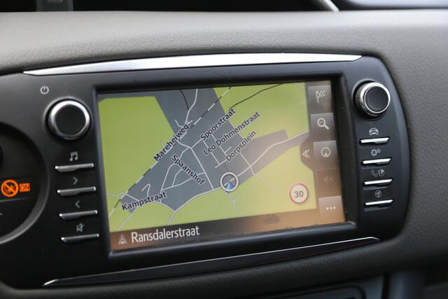 Toyota YARIS 1.5 Hybrid Active Navi Camera