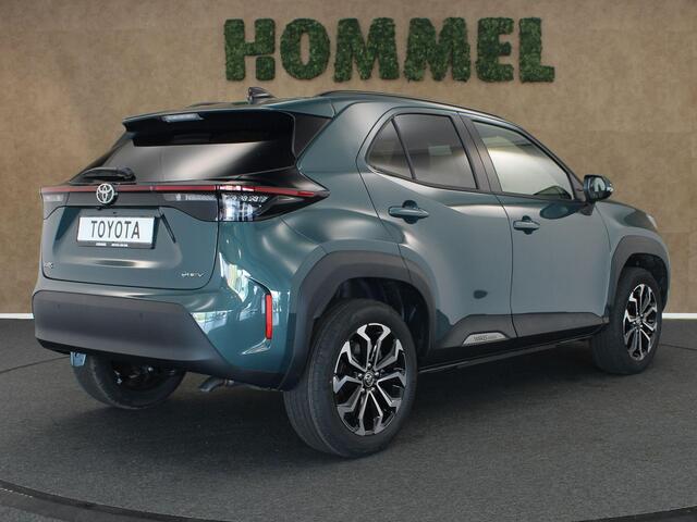 Toyota YARIS Cross 1.5 Hybrid 130 Dynamic - DIRECT NIEUW UIT VOORRAAD LEVERBAAR - NAVIGATIE - PARKEERSENSOREN VOOR/ ACHTER - VOORSTOELEN VERWARMD - STUUR VERWARMD - DODEHOEK DETECTIE - KEYLESS ENTRY/ START - CLIMATE CONTROL - APPLE CARPLAY/ ANDROID AUTO