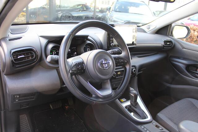 Toyota YARIS 1.5 Hybrid Style | Rijklaar | Apple/Android | Navi | JBL | Bluetooth | DAB+ | Clima | Stoelverw. | Adap Cruise | Camera