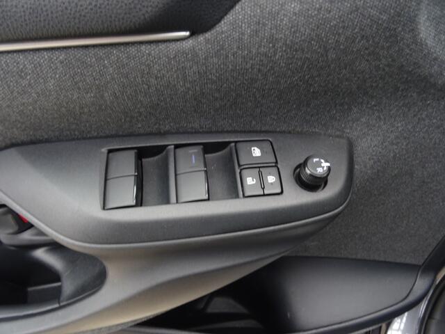 Toyota YARIS 1.5 VVT-i Business Plus * CARPLAY * DEALER ONDERH. !!