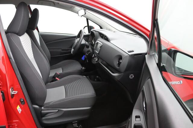 Toyota YARIS 1.5 Hybrid Design Sport | Climate Control | Toyota Safety Sense | Lichtmetalen Velgen | Achteruitrijcamera |