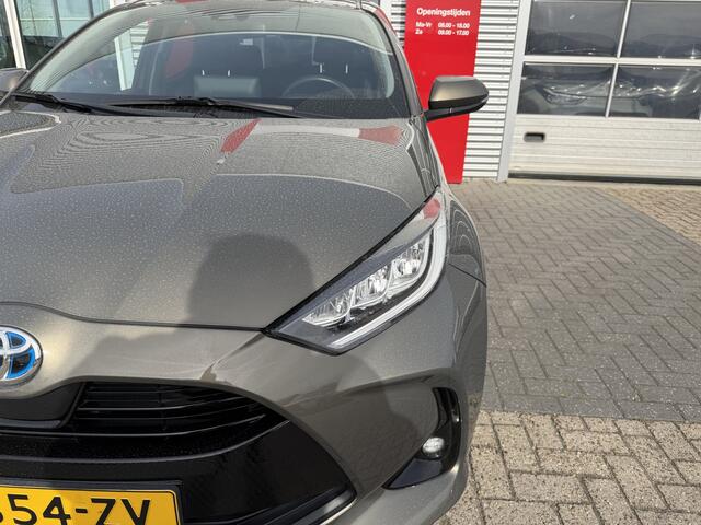 Toyota YARIS 1.5 Hybrid TeamNL *Met trekhaak!*