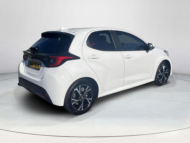 Toyota YARIS 1.5 Hybrid 115 Dynamic | Apple CarPlay/Android auto | Achteruitrijcamera | Stuur en stoelverwarming