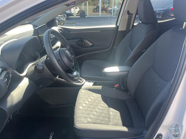 Toyota YARIS 1.5 Hybrid 115 Dynamic | Apple CarPlay/Android auto | Achteruitrijcamera | Stuur en stoelverwarming