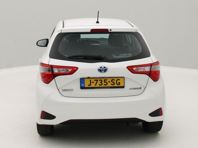 Toyota YARIS 1.5 Hybrid Aspiration Camera /Lichtm.v.