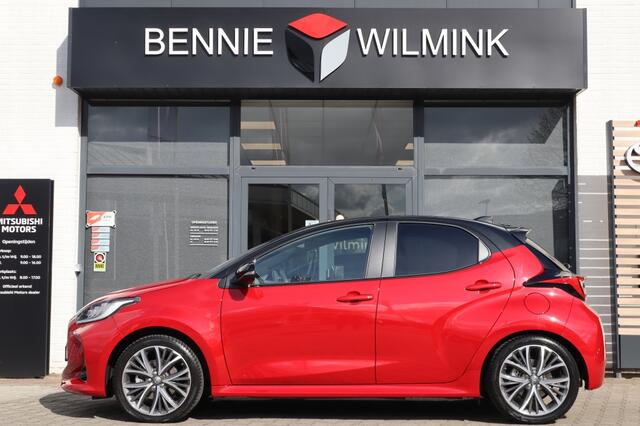 Toyota YARIS 1.5 Hybrid 130 Executive Bi-Tone