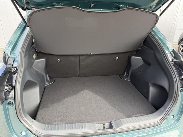 Toyota YARIS Cross 1.5 Hybrid 115 Dynamic PDC Stoel Stuur Verwarming BSM Cruise Demo