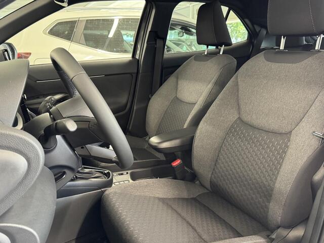 Toyota YARIS Cross 1.5 Hybrid 130pk Automaat Dynamic | NIEUW !| LED Verlichting | LM-Velgen | Car play | | Camera | Climate Control | Stoel/Stuurwiel verwarming | ( Vestiging -