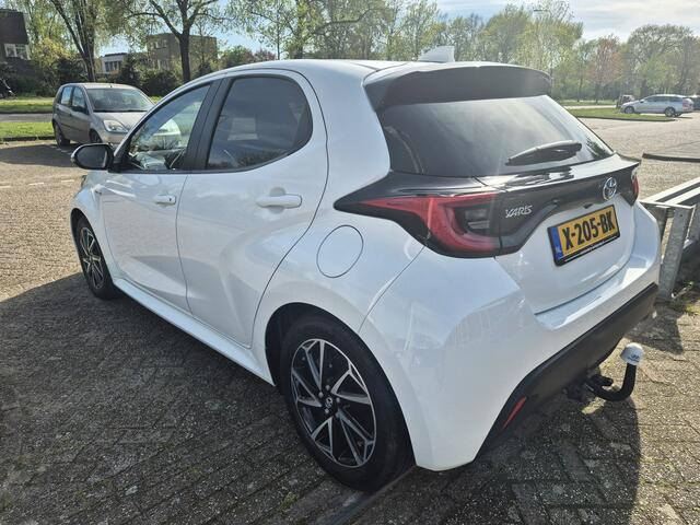 Toyota YARIS 1.5 Hybrid Dynamic TREKHAAK